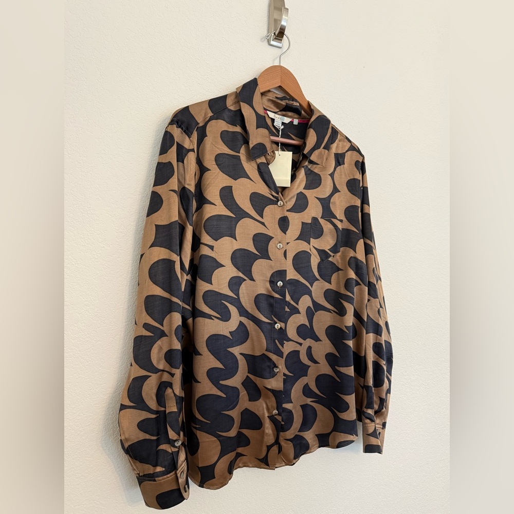 Boden Brown and Black Abstract Print Shirt Viscose & Silk Blend - Picture 2 of 7